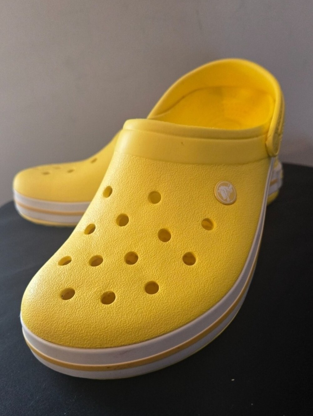 Crocs Crocband Yellow Clogs Men’s 9 Women’s 11 Classic Comfort Shoes